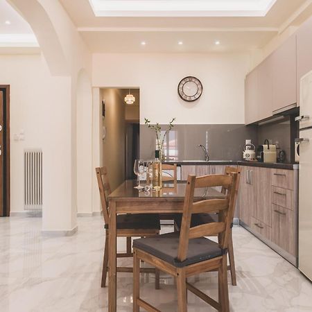 Luxury Flat In Historical Athens-Livingstone Opal Apartment Bagian luar foto