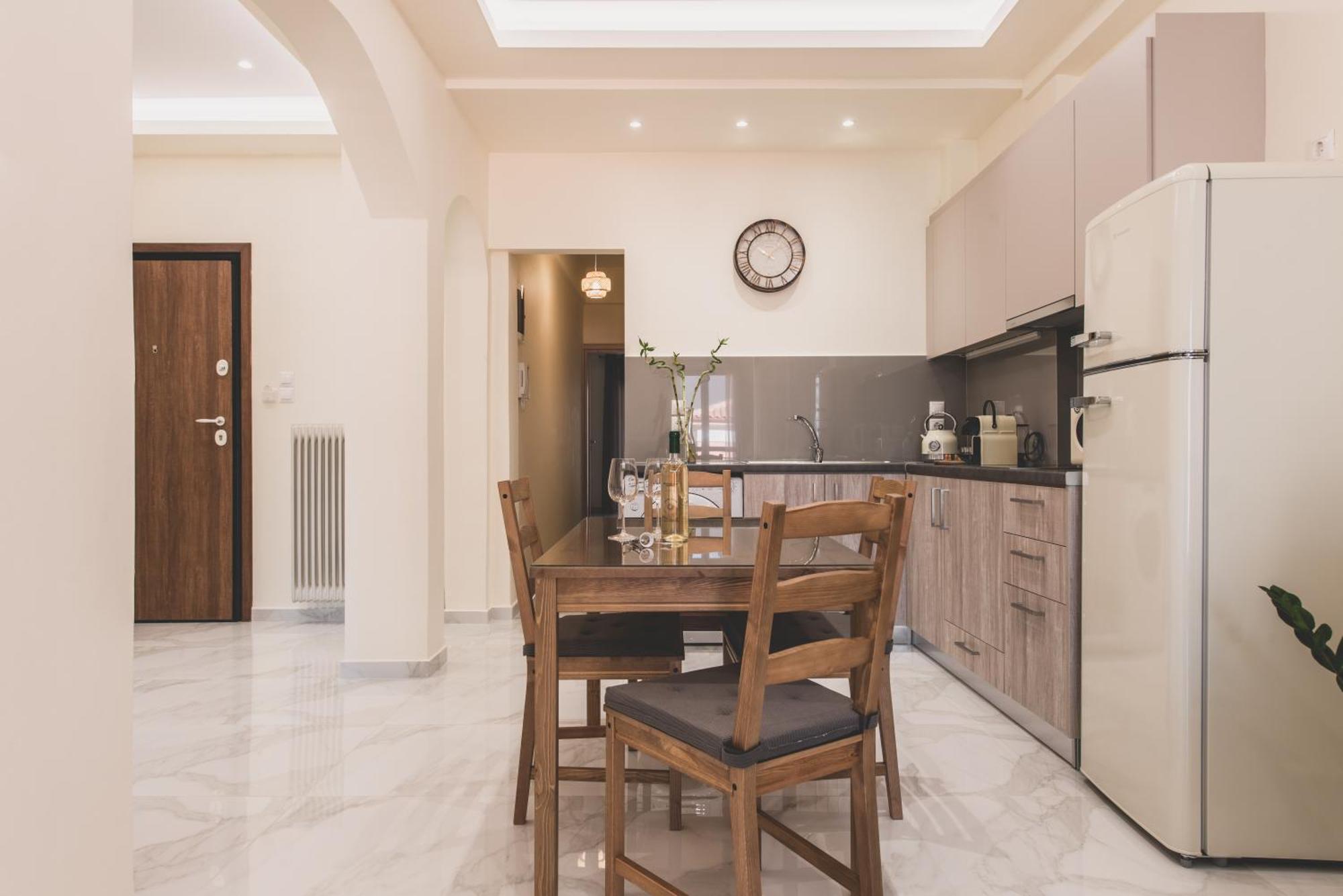 Luxury Flat In Historical Athens-Livingstone Opal Apartment Bagian luar foto
