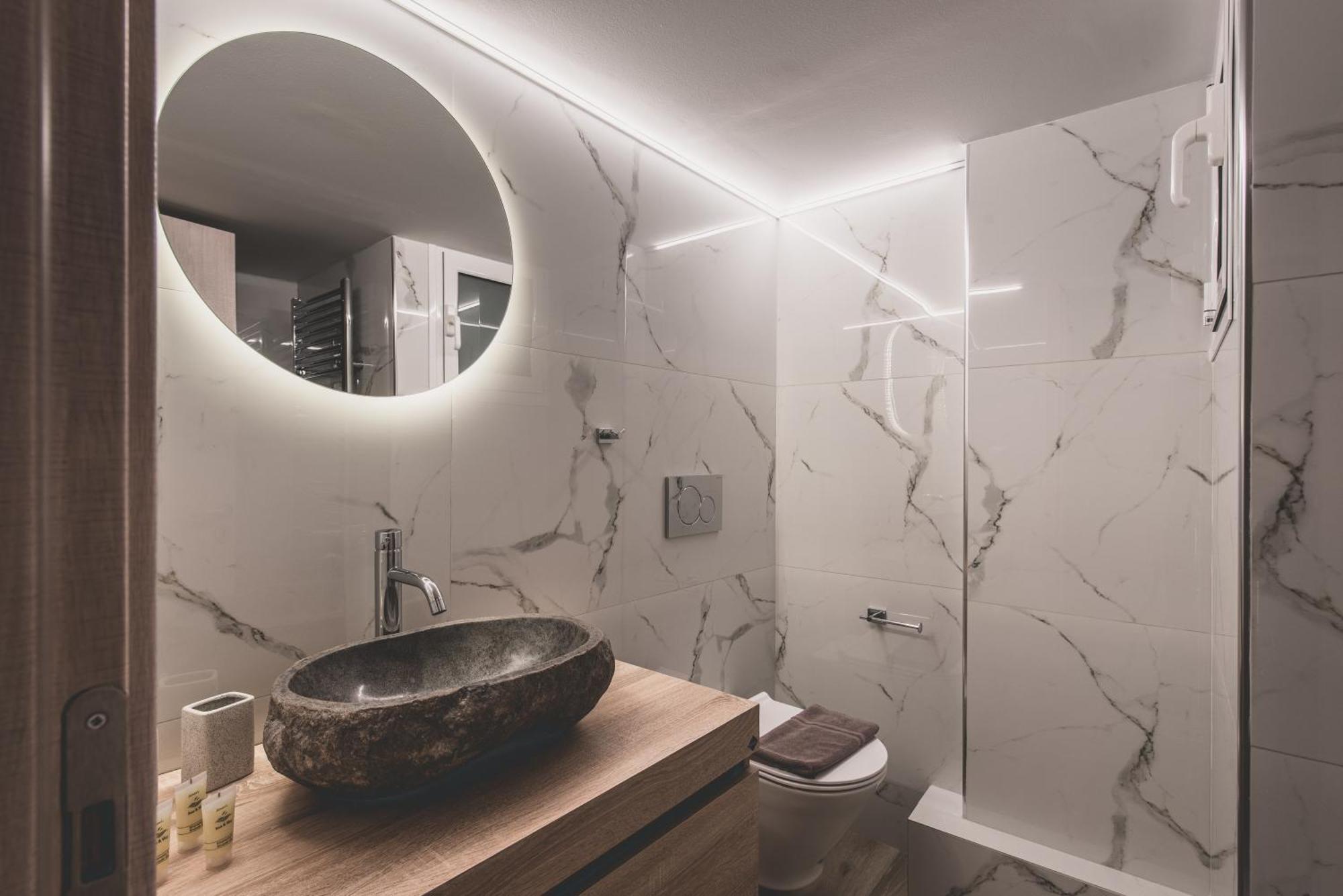 Luxury Flat In Historical Athens-Livingstone Opal Apartment Bagian luar foto